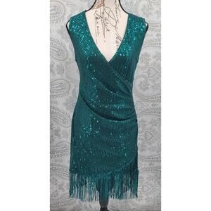 Elegant Sequin fringe party dress Chic Me Sz small Green Cocktail NYE Flapper